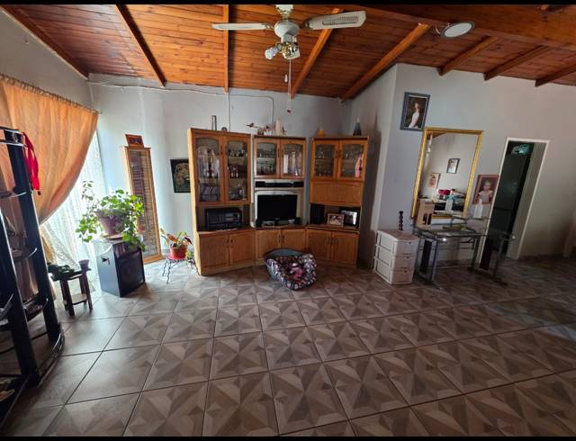 4 BEDROOM HOUSE FOR SALE IN SASOLBURG EXT 5